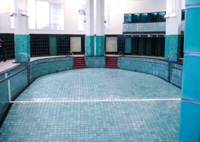 Rénovation du bâtiment contenant la piscine de l’école normale en bâtiment multifonctionnel
