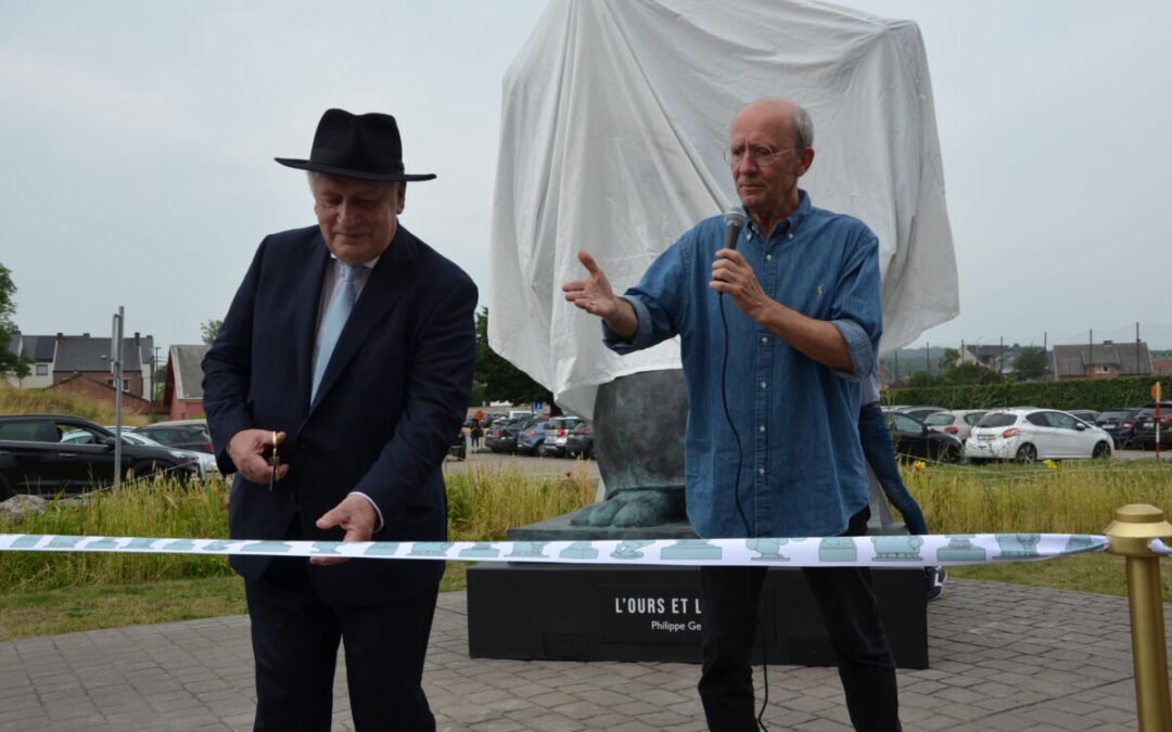 En images : L&rsquo;Ours et Le Chat – inauguration de la sculpture de Philippe Geluck
